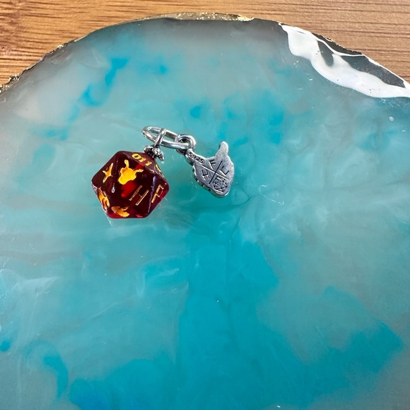 Stranger Things Charm - Picture 2 of 2